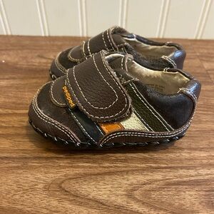 Pediped Early Walker Soft Soles Easy On Brown Leather Shoes 2.5 3 or 0-6 months